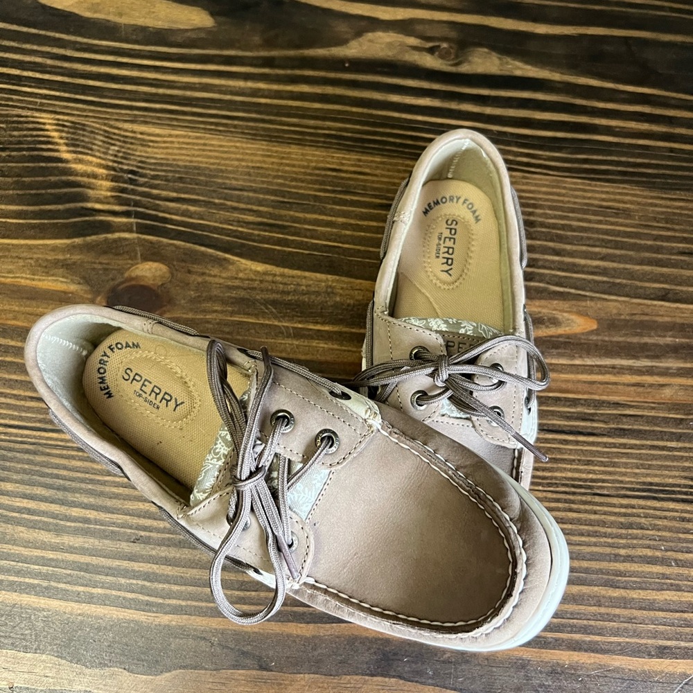 Sperry Women's Tan Loafers